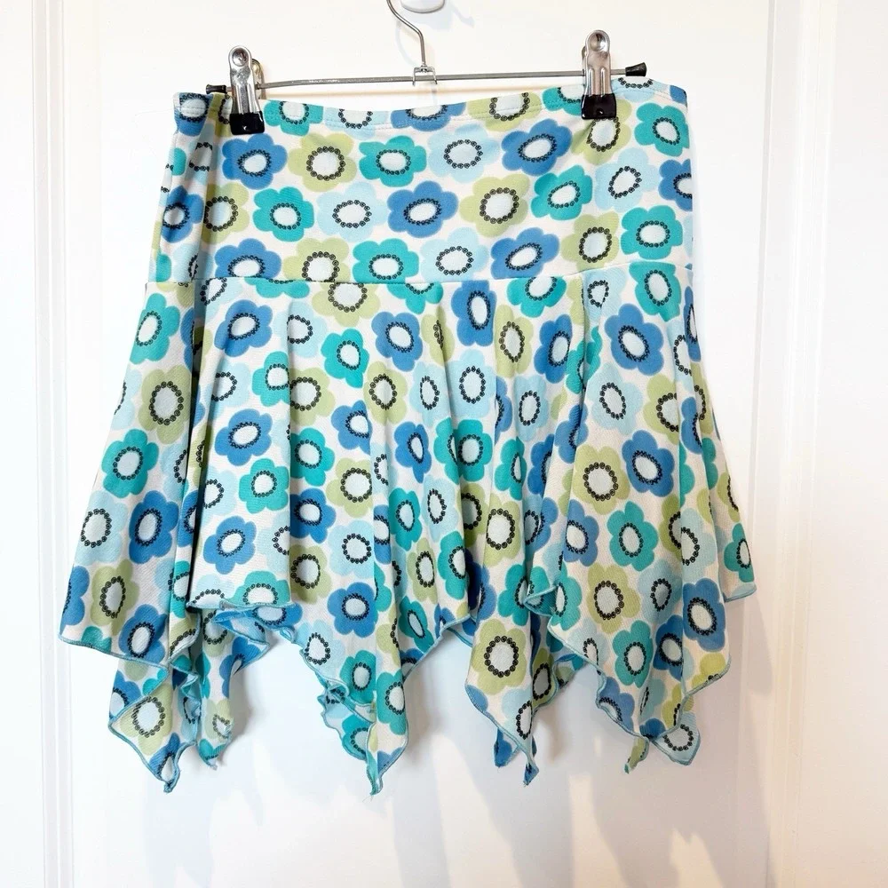 Vtg‎ Trixxi Womens Y2K Floral Mini Skirt Medium Assymetric Hem Boho Indie Fairy